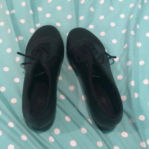 Leo: Dance Tap Shoes (worn once)